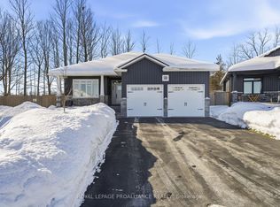 48 Schmidt Way, Quinte West, ON K8V 0L6