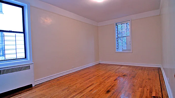 Rented by Tryax Realty Management | media 5