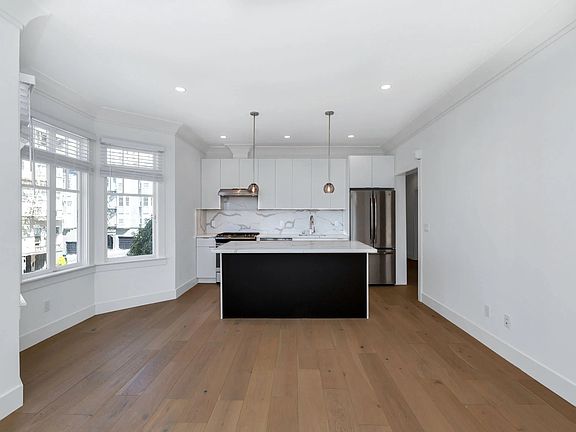 2nd image of 1307 Lombard St #3