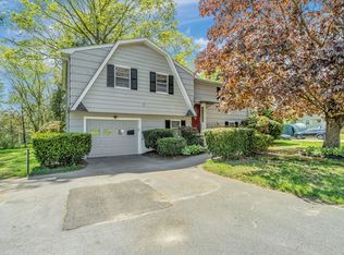 7 Tomaso Rd, Milford, MA 01757