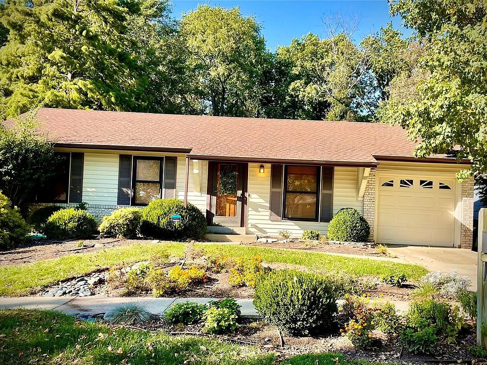 1st image of 11981 Meadow Run Ct