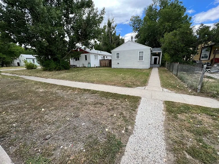 1016 E Roosevelt Ave — Photo 39