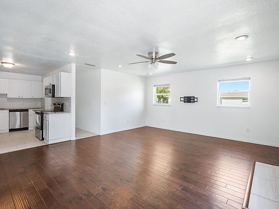 2nd image of 3818 W Iowa Ave