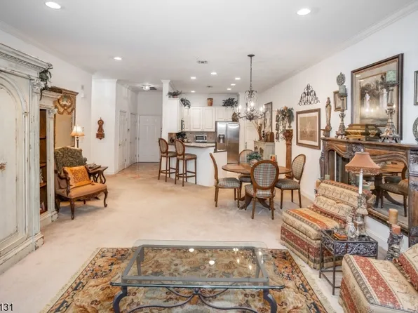 407 Four Seasons Dr #407, Wayne Twp., NJ 07470
