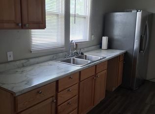 401 Pierce St, Gary, IN 46402