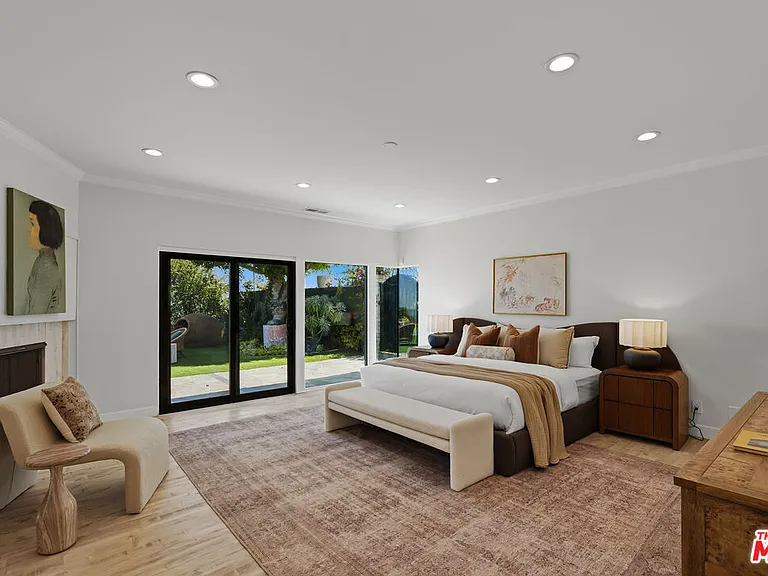 8416 Skyline Dr — Photo 34