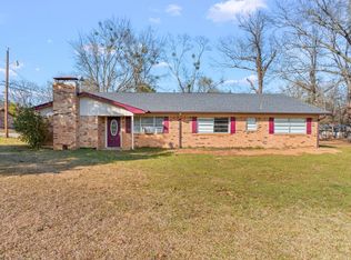 2400 Holly St, Jacksonville, TX 75766