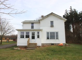 1525 County Line Rd, Barker, NY 14012