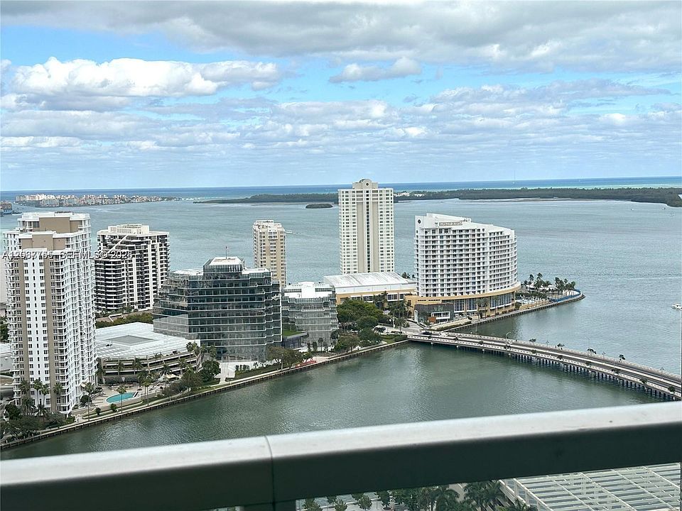 1st image of 500 Brickell Ave APT 3302