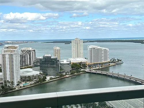 500 Brickell Ave #3302 Photo 1