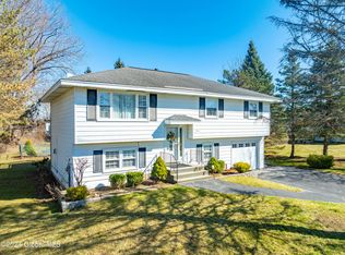 12 Horton Dr, Watervliet, NY 12189