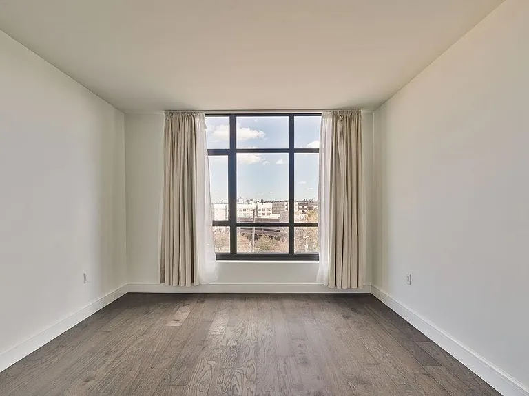 8701 Churchill Rd #502 — Photo 7
