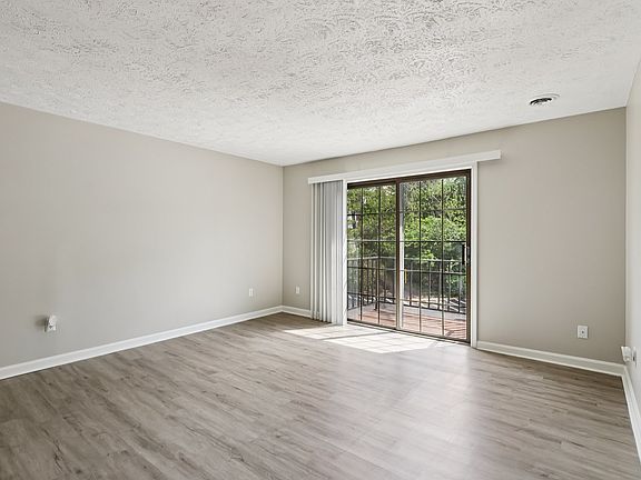 4th image of 401-435 Abbeyville Rd #405-12