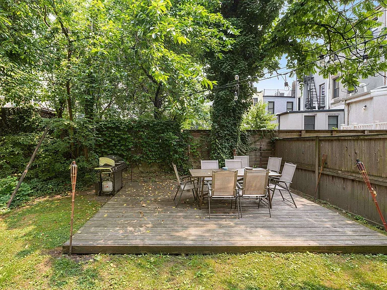 805 Park Ave #1R — Photo 10