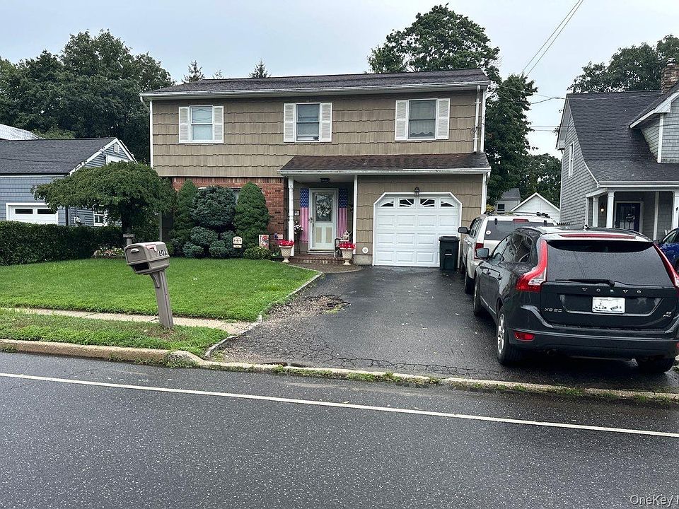 2nd image of 60A Maplewood Road