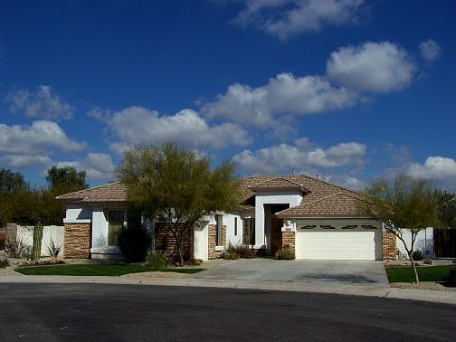 3rd image of 3501 S Camellia Pl