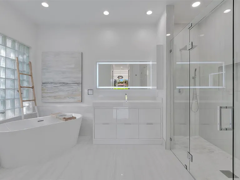 4088 NW Briarcliff Cir — Photo 14