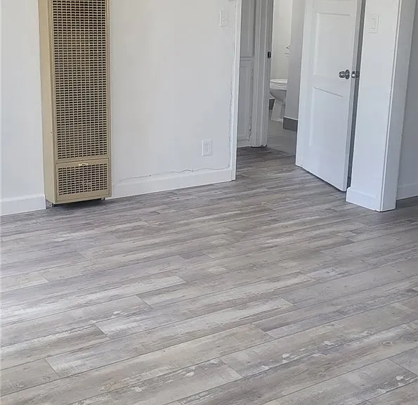 6315 8th Ave — Photo 2