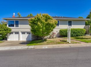 2001 Davis Dr, Burlingame, CA 94010