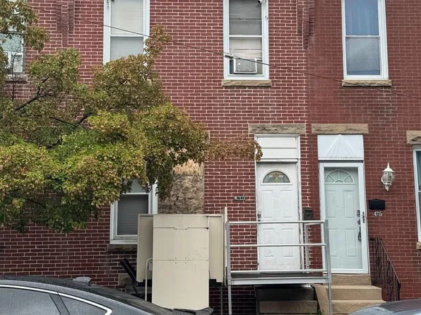 4713 Knorr St, Philadelphia, PA 19135