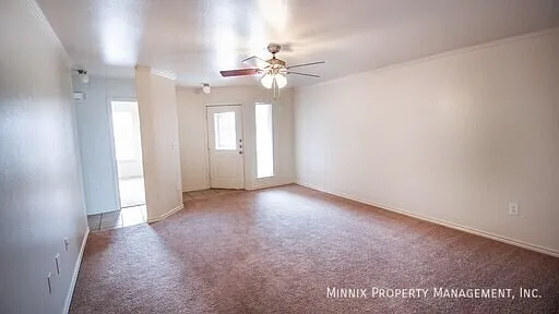 Building Photo - 1102 N Belmont Ave #B