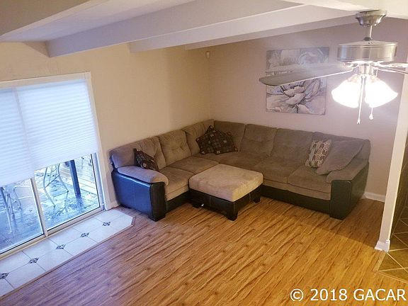 4th image of 1204 NE 28th Ave