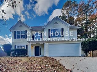 2450 Fosters Mill Ct, Suwanee, GA 30024
