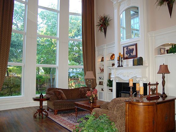 living area - view to yard