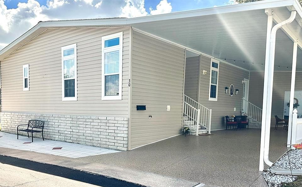 1st image of 30 Thatch Palm St W #30