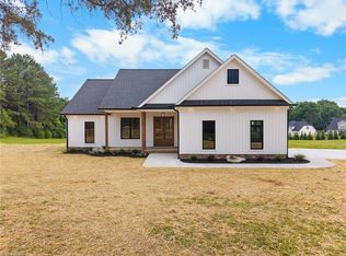 263 Rural Retreat Rd, Winston Salem, NC 27107