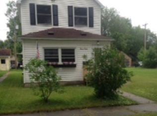 712 7th St, International Falls, MN 56649