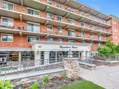 200 Atlantic Ave #105, Lynbrook, NY, 11563