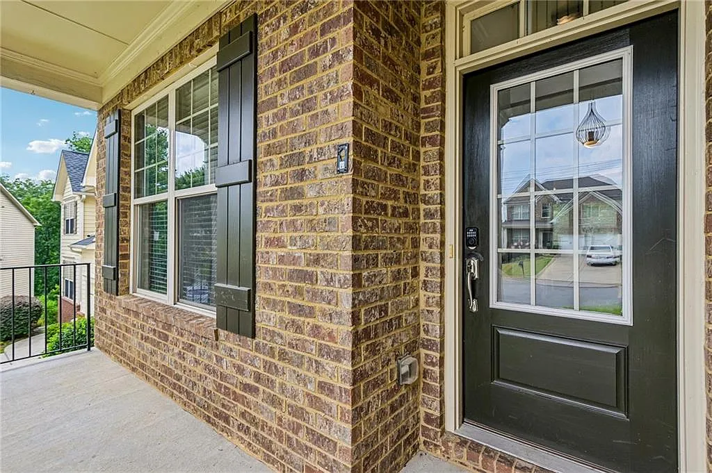 4 bed, 2.5 bath, 2853 sqft, $2,750 — Photo 4
