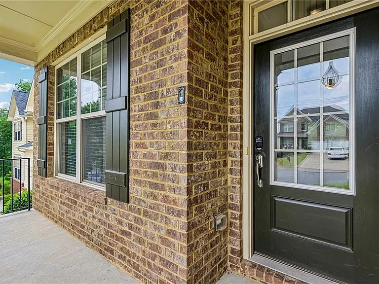 355 Morgans Creek Ct NW — Photo 4