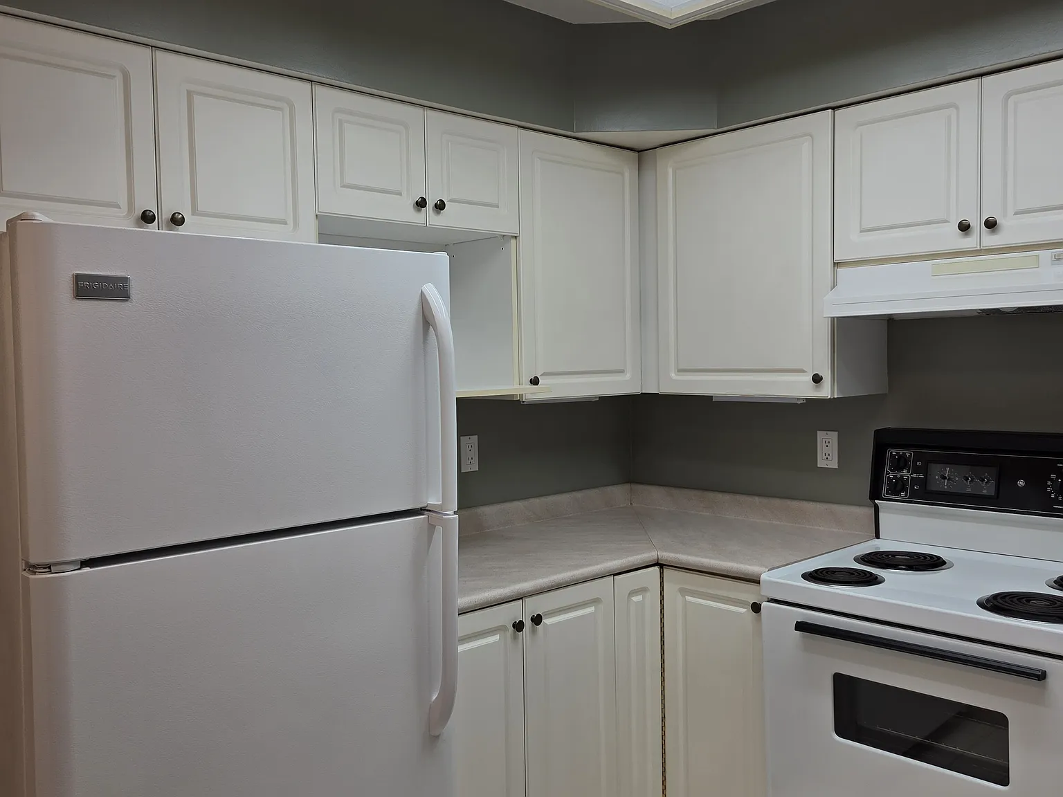 1 bed, 699 sqft, $2,100 — Photo 4
