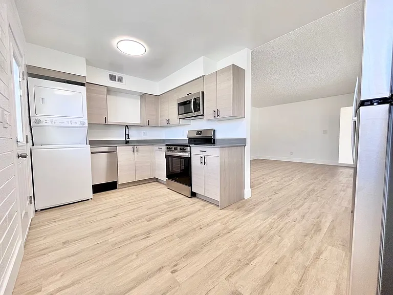 Villas on Holly — Photo 47
