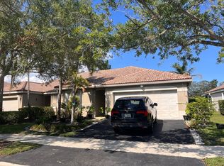 1590 Orion Ln, Weston, FL 33327