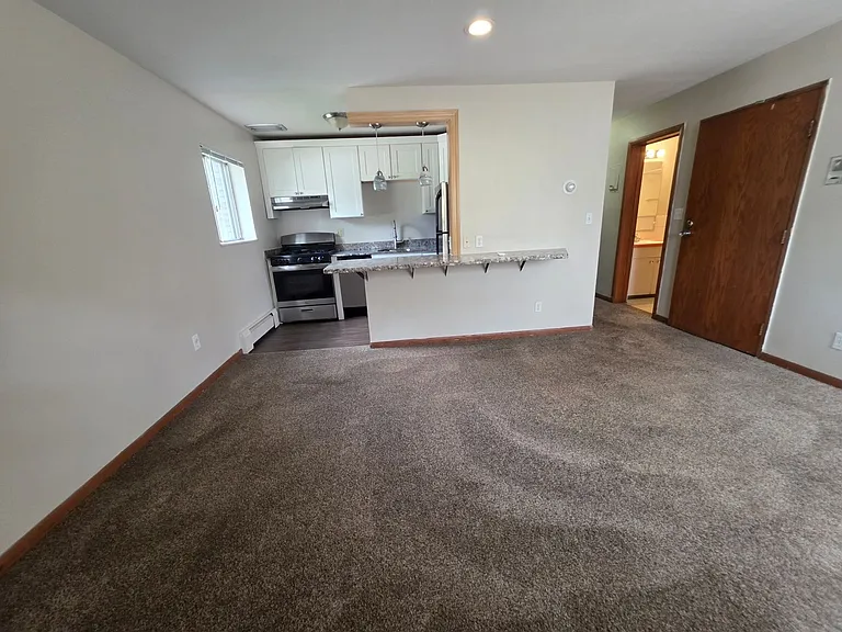 College Park — Photo 10