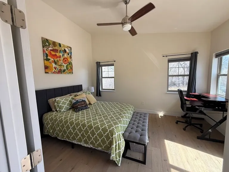 408 Eddy Ln — Photo 8