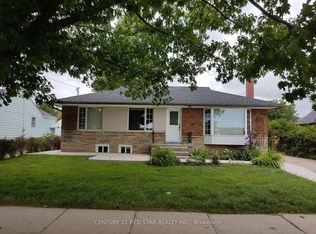 235 Mary St, Oakville, ON L6K 1S5