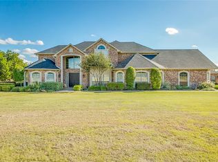 422 Johnson Ln, Red Oak, TX 75154