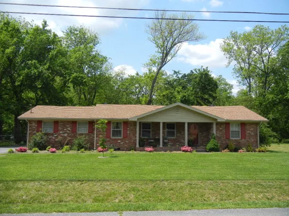 202 Donna Dr, Hopkinsville, KY 42240