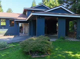 10122 Kenswood Dr, Chilliwack, BC V2P 7N4