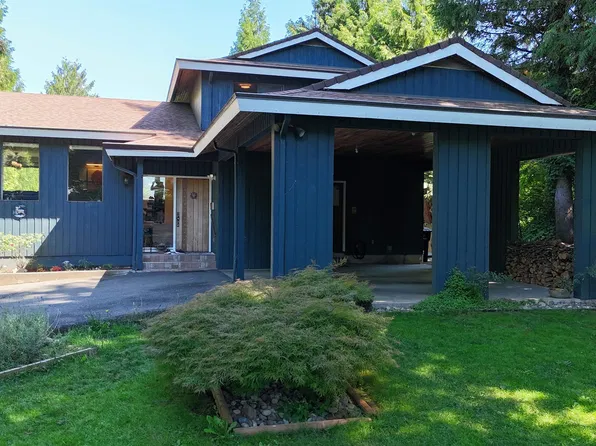 10122 Kenswood Dr, Chilliwack, BC V2P 7N4