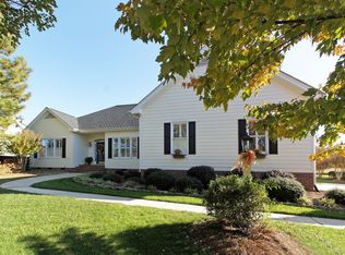 216 Muirfield Ln, Clayton, NC 27527