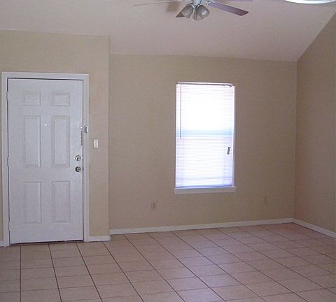 3rd image of 1804 S Juniper St APT A
