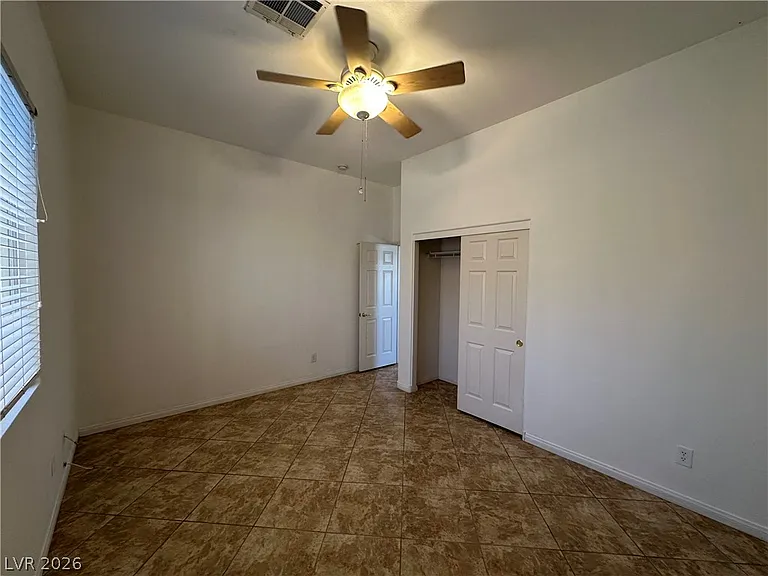 7185 Windy Peak Ct — Photo 22