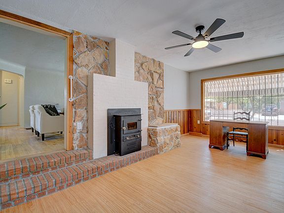 3rd image of 1515 Hermosa Dr SE