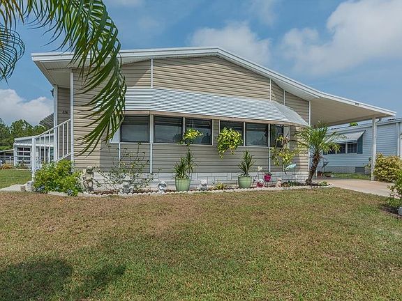 3rd image of 326 Kiwi Dr