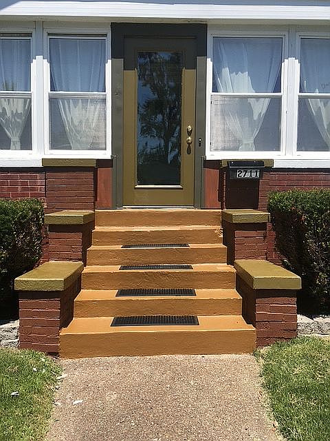 1st image of 2711 Austin Ave